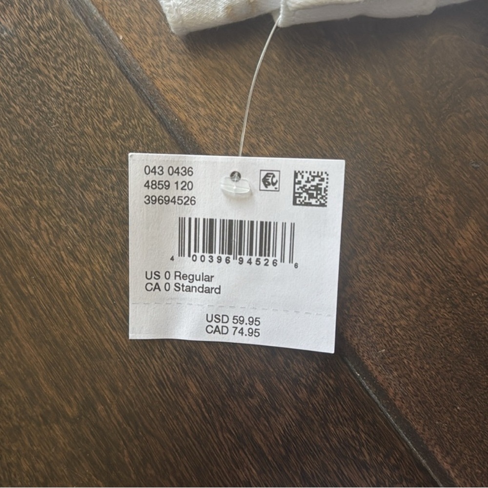 American Eagle Mom jeans - Picture 7 of 7
